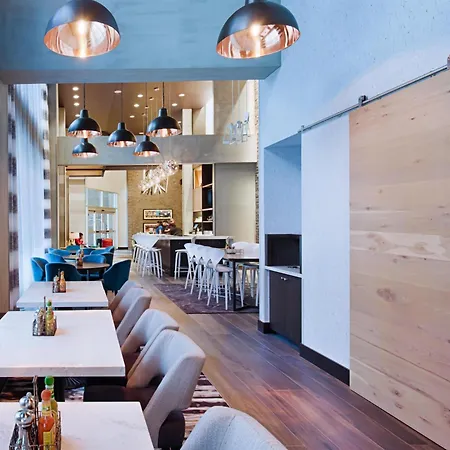 Hyatt Place Long Island City-2